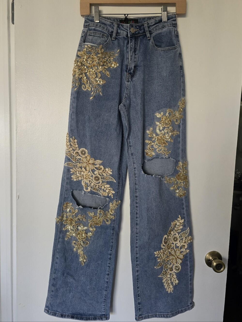 Embellished Light Blue High-Waist Wide-Leg Stretchy Jeans Size Small - Picture 5 of 13